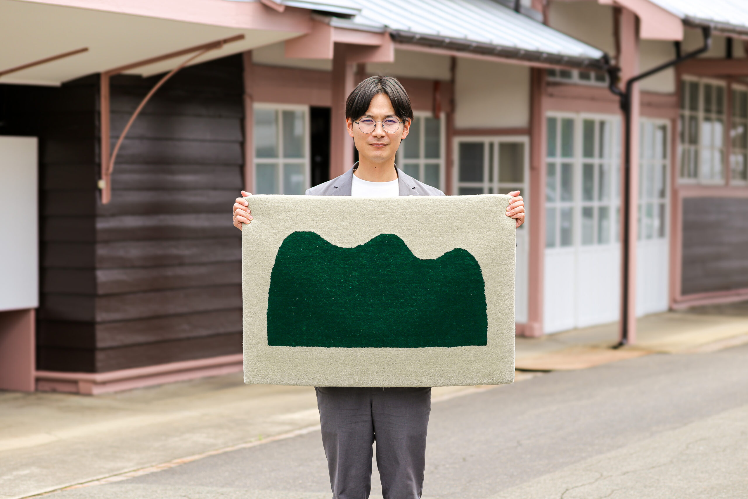 お客様にとっても、若手職人にとっても、新たな世界が広がる「entrance」に